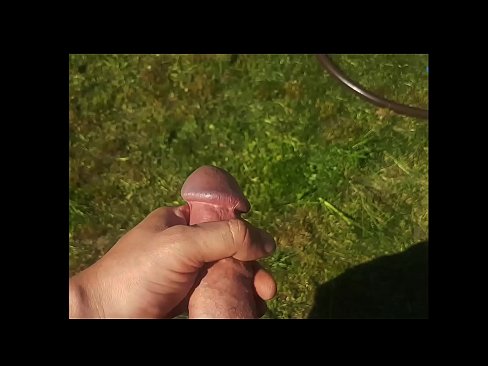 ❤️ Hottie beroa bere pussy arrosa izorratu egiten du eta udako lorategi batean squirt batekin esperma egiten du ❌ Porno ederra %eu.hentai-menu.ruan ☑